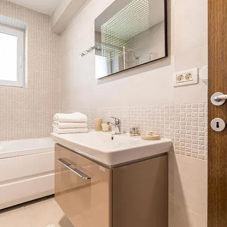 2 Narcis Brasov