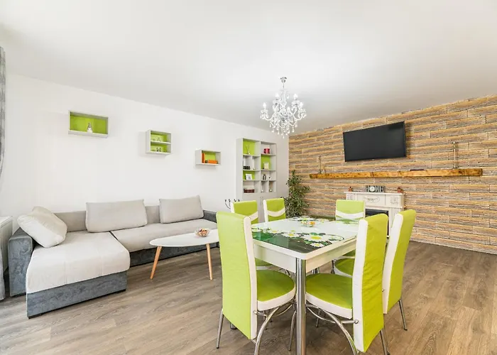 2 Narcis Апартаменти *