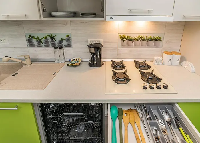 2 Narcis Апартаменти *